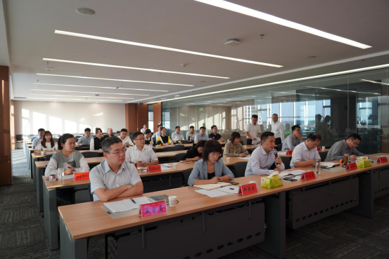 9.30市產業(yè)集團舉辦2021年新入職員工轉正匯報會(1)444.png 9.30市產業(yè)集團舉辦2021年新入職員工轉正匯報會(1)444.png