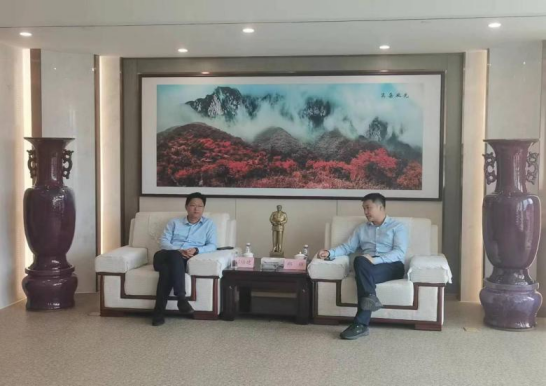 市產業(yè)集團赴鄭州與9家金融機構洽談業(yè)務簡訊 (2)379.png 市產業(yè)集團赴鄭州與9家金融機構洽談業(yè)務簡訊 (2)379.png